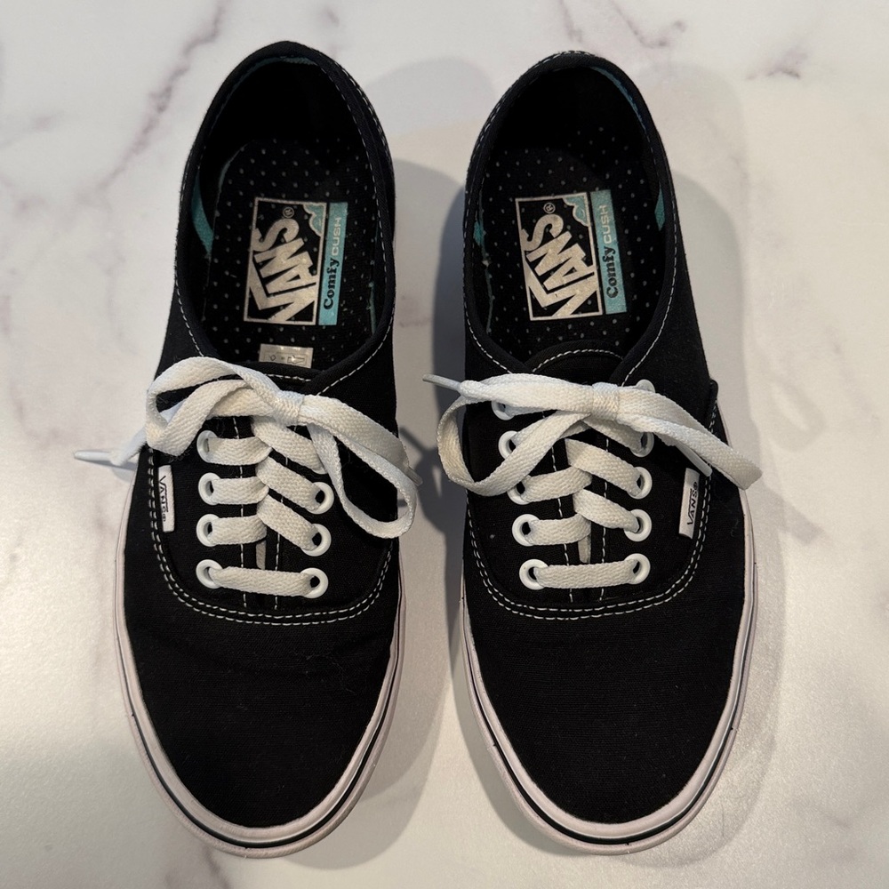 Women’s VANS Low Top Size 8 - Picture 2 of 8